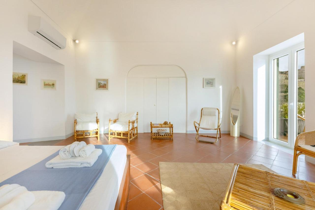 Apartament Torretta Corricella- Punta Pizzaco Procida Zewnętrze zdjęcie